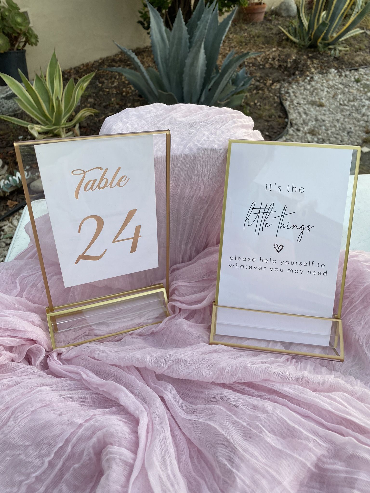 Table signs (29ct)