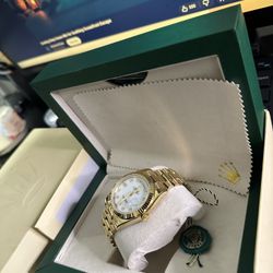 Luxury Men’s Watch 