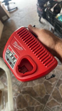 Milwaukee m12 charger