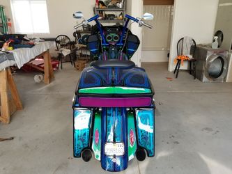 2010 Ultra classic/ Road glide