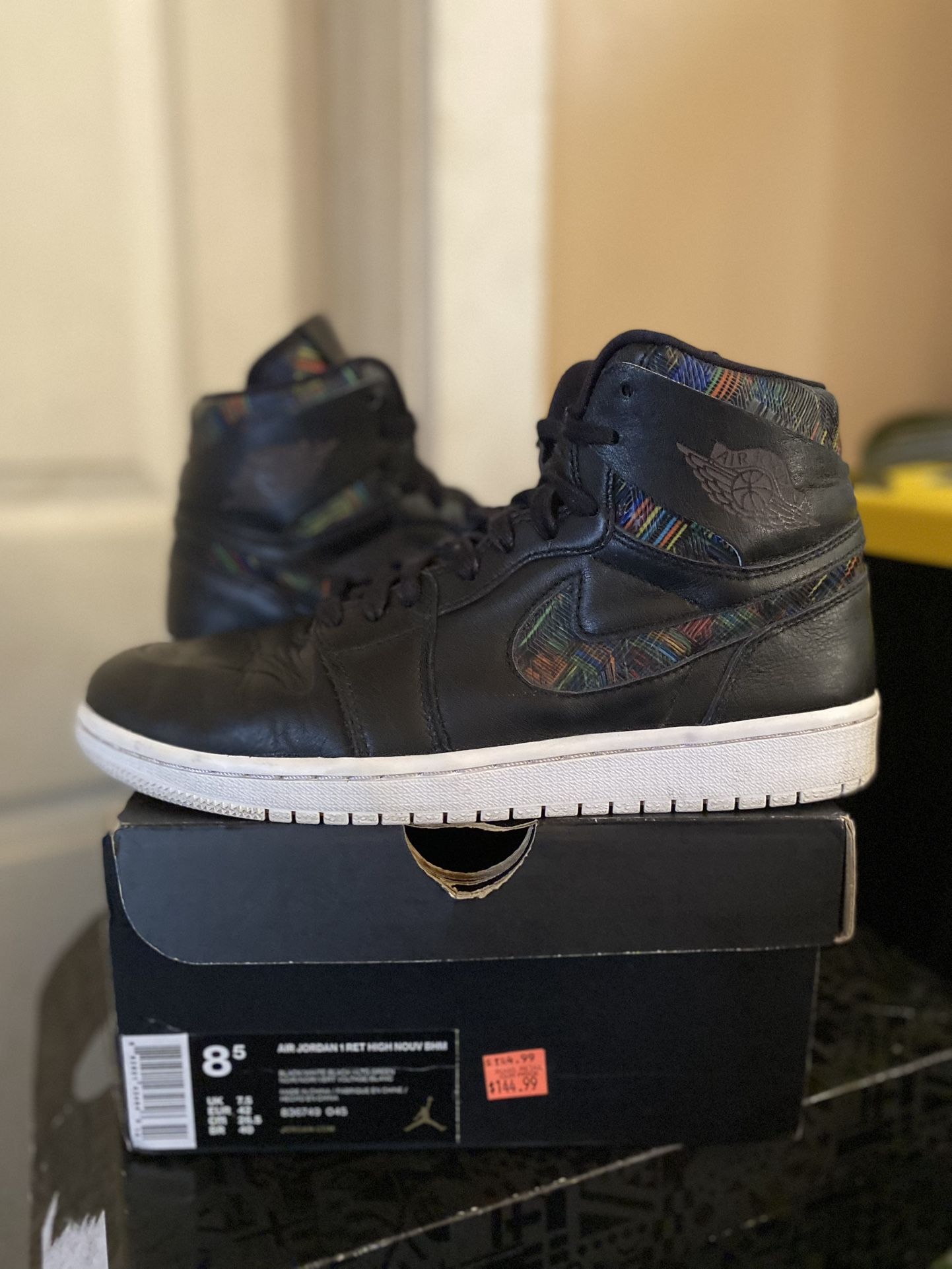 Jordan 1 Retro Flyknit "Black History Month" - Size 8.5