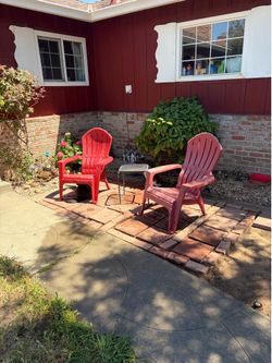 2patio chairs and small table
