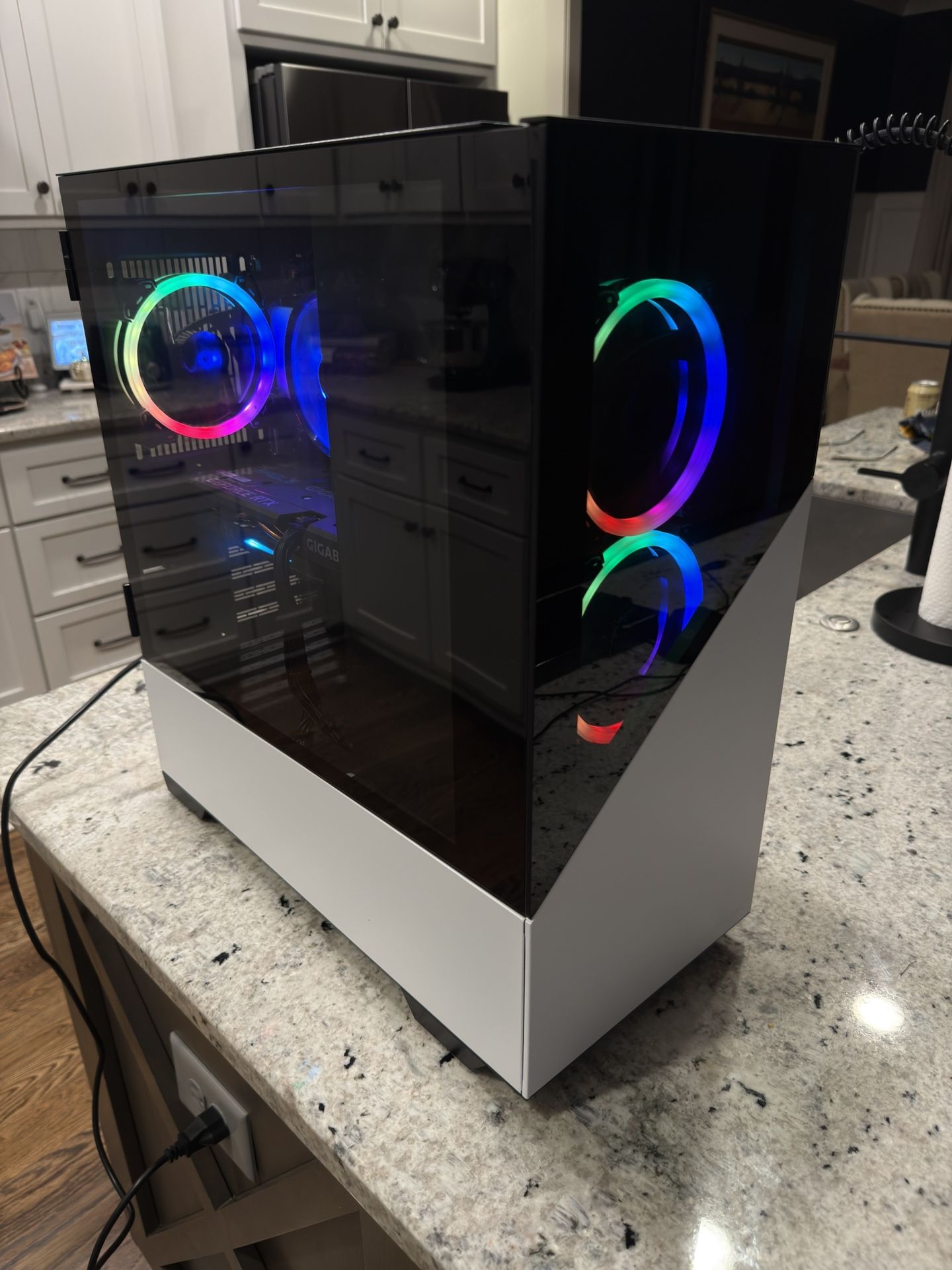 CyberPower Gaming PC Nvidia RTX 3060 AMD Ryzen 5 5600X - Like New