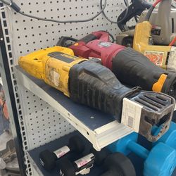 Dealt Reciprocating Saw