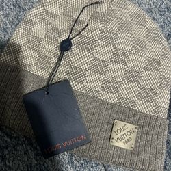 Wore Once, Ike Size, Gray, Lv Beanie