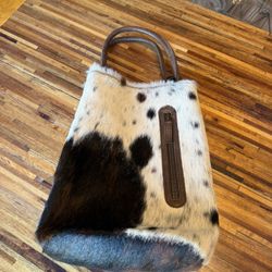 Boozie&Co Ménage Tote Cowhide $50