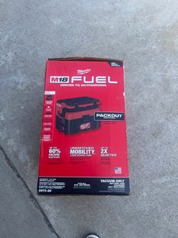 Milwaukee M18 FUEL PACKOUT 2.5 Gal Wet/Dry Vacuum NEW – $90