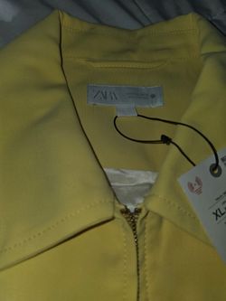 Zara - soft yellow crop jacket