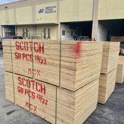 Plywood CDX 4x8 - 5/8”