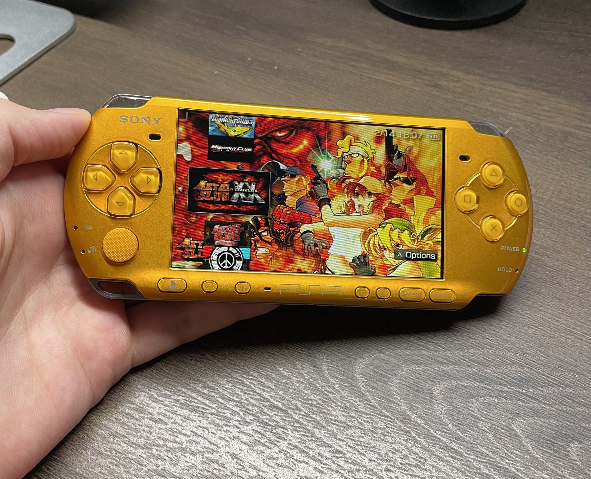 Gold PSP 3000 *Modded* for Sale in Aurora, IL - OfferUp