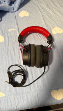 HeadPhone
