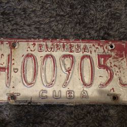 Vintage Cuban License Plate – Republic of Cuba Authentic vintage license plate from Cuba,