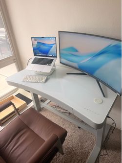 Standing desk