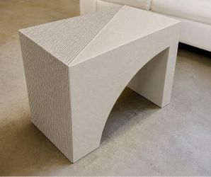 MODERN CONSOLE ENTRY TABLE