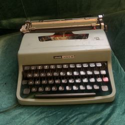 Vintage Type Writer 