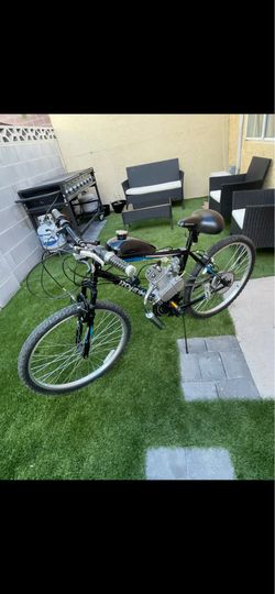 Bicycle whit small engine