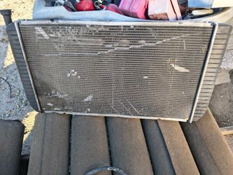 2000 Chevy 8.1L Radiator