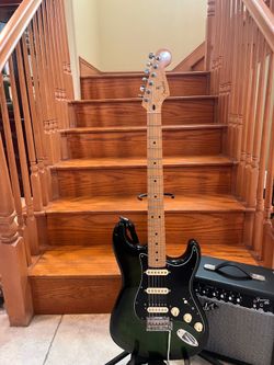 Fender MIM LTD Edition Stratocaster w/ Fender Amp