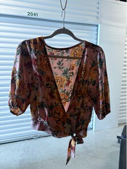 M-L Women’s Clothing