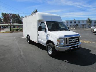 2015 Ford E-350 Cutaway