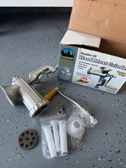 Sportsman Series No. 10 Cast Iron Hand Meat Grinder