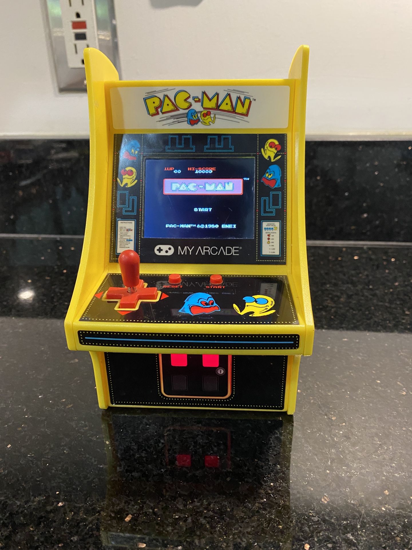 1980 Mini Pac-Man My Arcade Machine by Bandai Namco