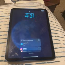 iPad 10 Gen Brand New With Box And Apple Pin Also With Box 