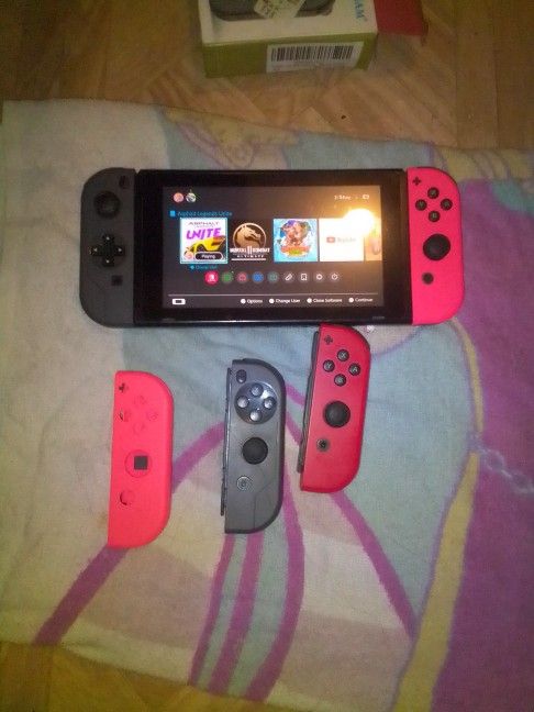 Nintendo Switch 