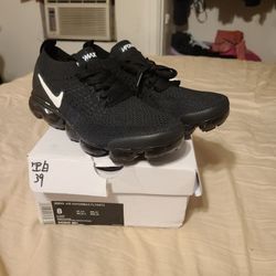 Nike 270, Vapormax