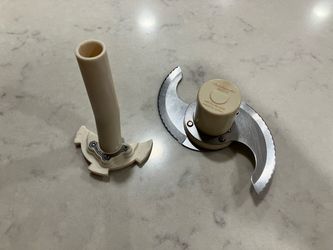 Cuisinart food processor cutter blade and stem