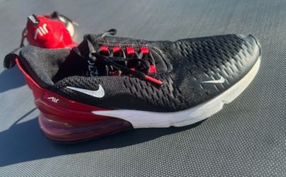 Nike Air Max 270 Sneakers Size 9.5 (Will Negotiate)
