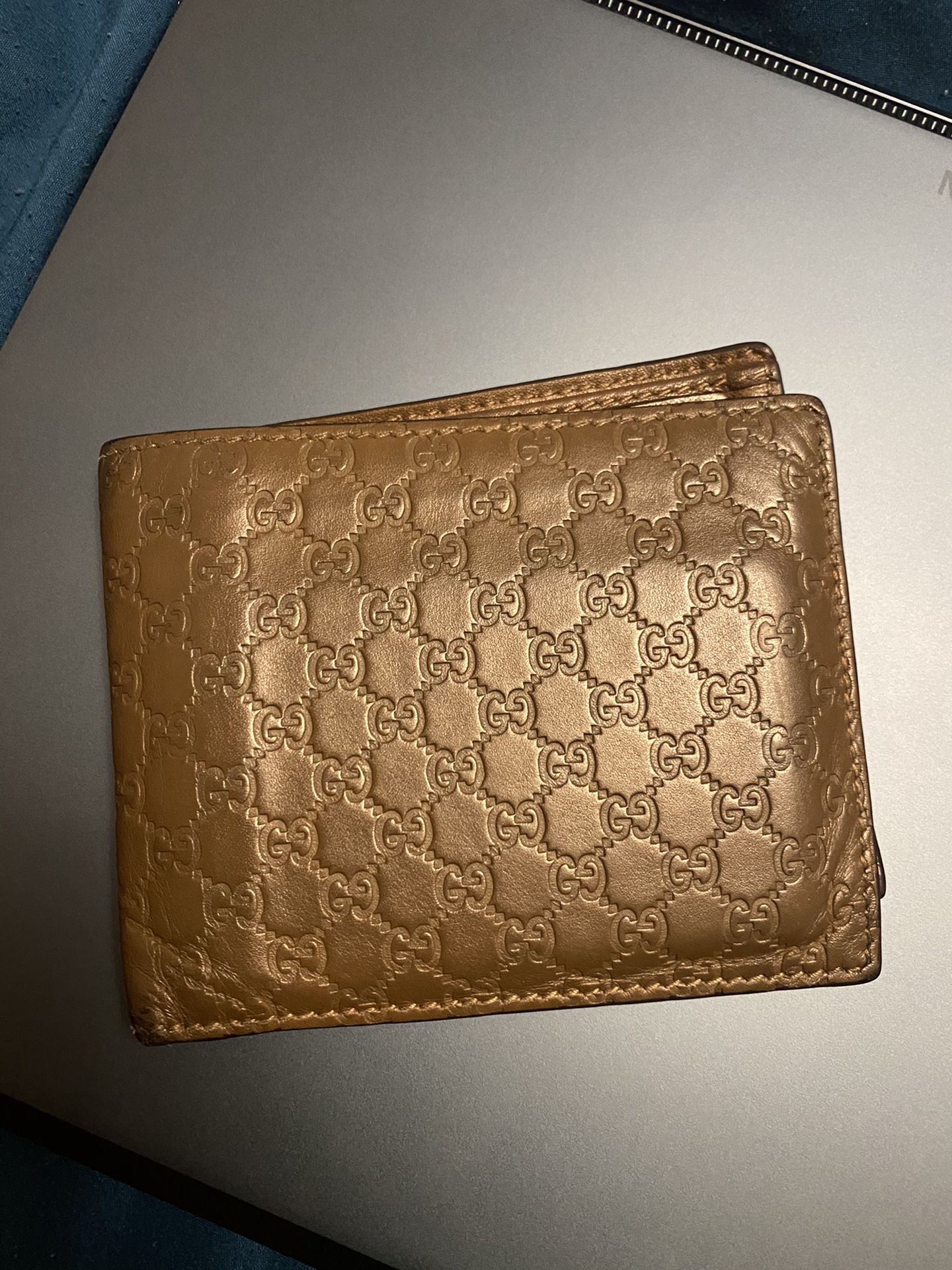 Authentic Gucci wallet with the box