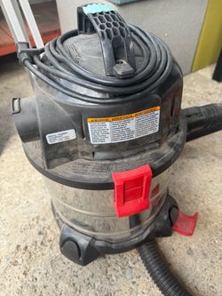 HUSKY Wet/Dry Shop Vac 120V with Hose