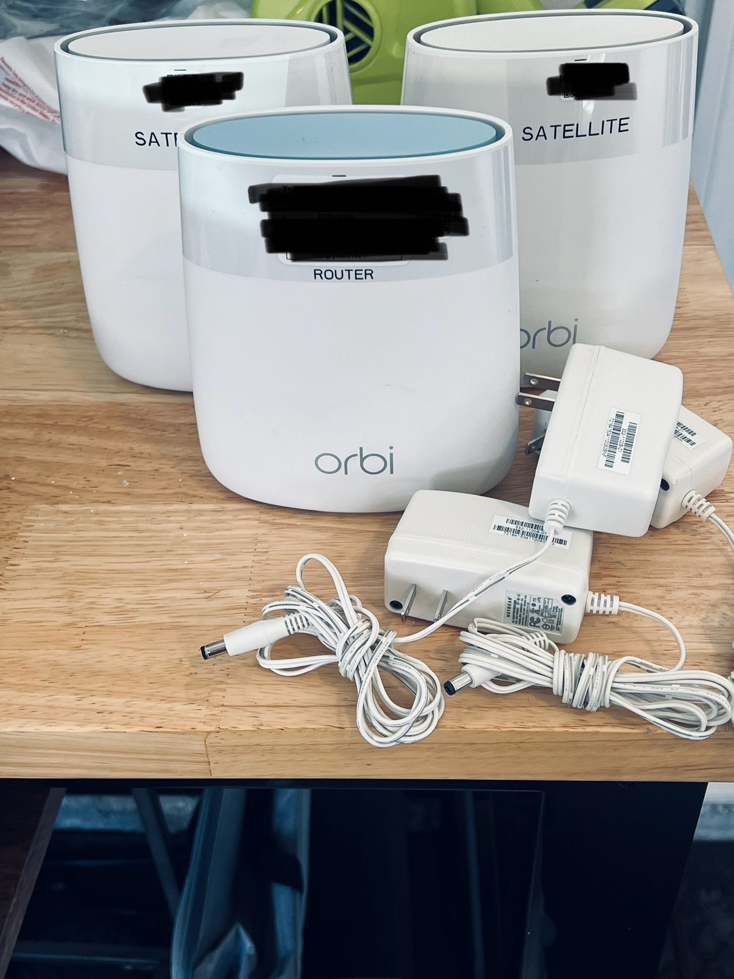 Netgear Orbi Tri-Band Mesh Router With Satellite Extenders
