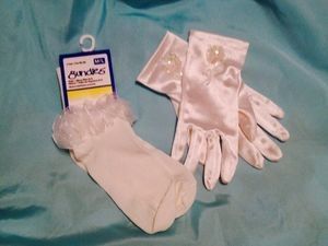 Girls flower girl gloves and socks