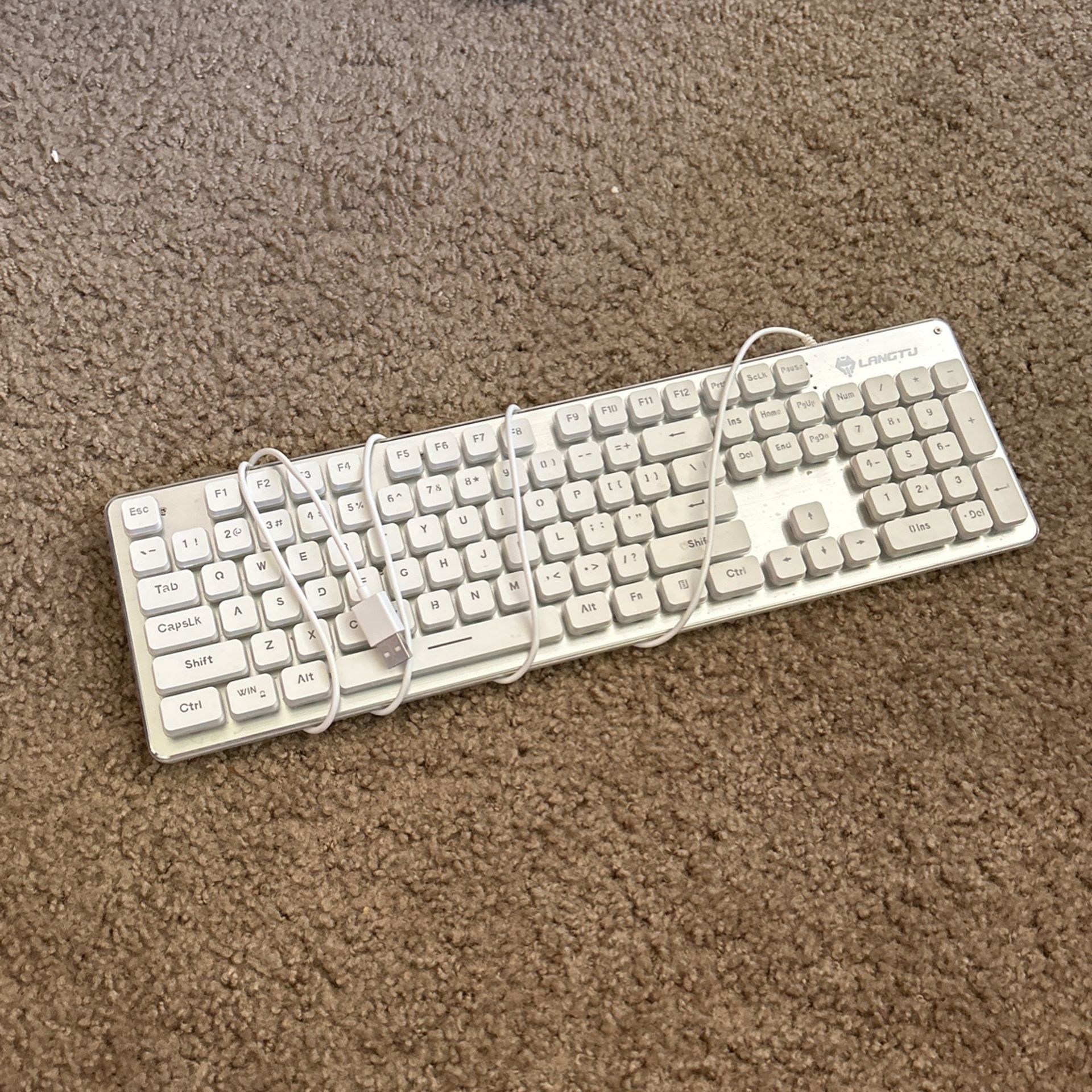 Gaming PC Keyboard Langtu LED