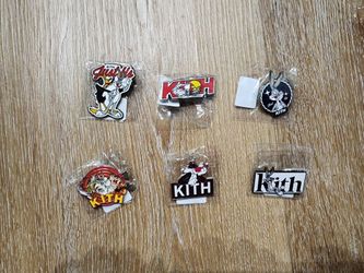 Kith looney tunes pin set of 6