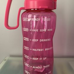 64 OZ (Half Gallon) Keepto Water Bottle