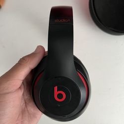 Red And Black Beats Studio 3 Headphones + Case