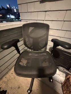 WorkPro Quantum 9000 series ergonomic mesh back and seat adjustable Office work home computer chair