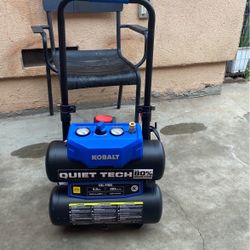 Kobalt Quiet Tech Oil Free 4.3 Gallon Air Compressor