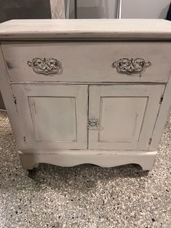 End table