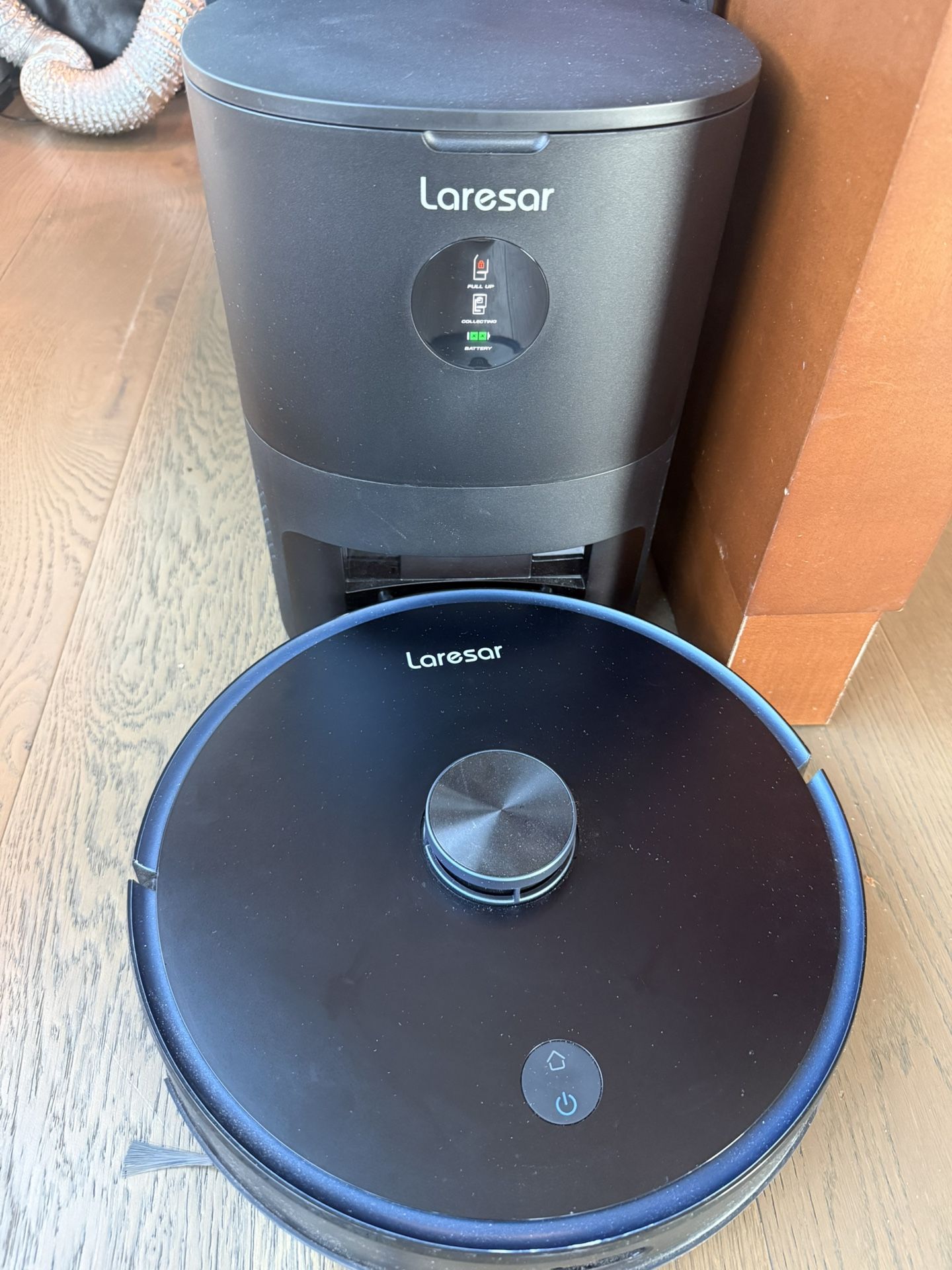 Robot Vacuum and Mop Combo, Laresar L6 Pro Robotic Vacuum Cleaner with Auto Dirt Disposal, App Control, Works with Alexa