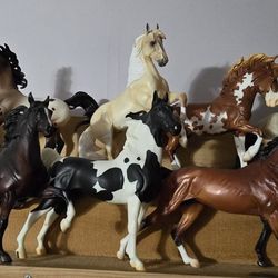 Lot of 10 Breyer Traditional Size Horses