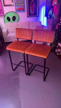 Bar stools / kitchen chairs