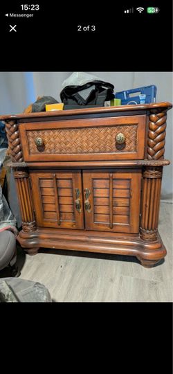 Set of 2 ( deliver available)