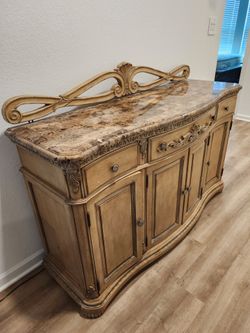 New marbel table with 7 door