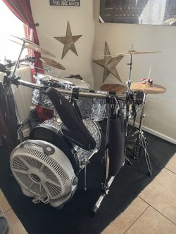 Tama One Of A Kind Set. Nice Drums