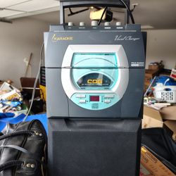 Karaoke System With CDS 