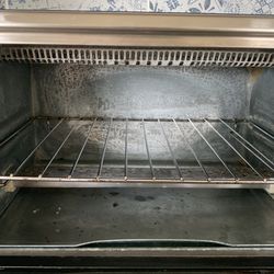 Black And Decker Toaster Oven for Sale in Redding, CA - OfferUp